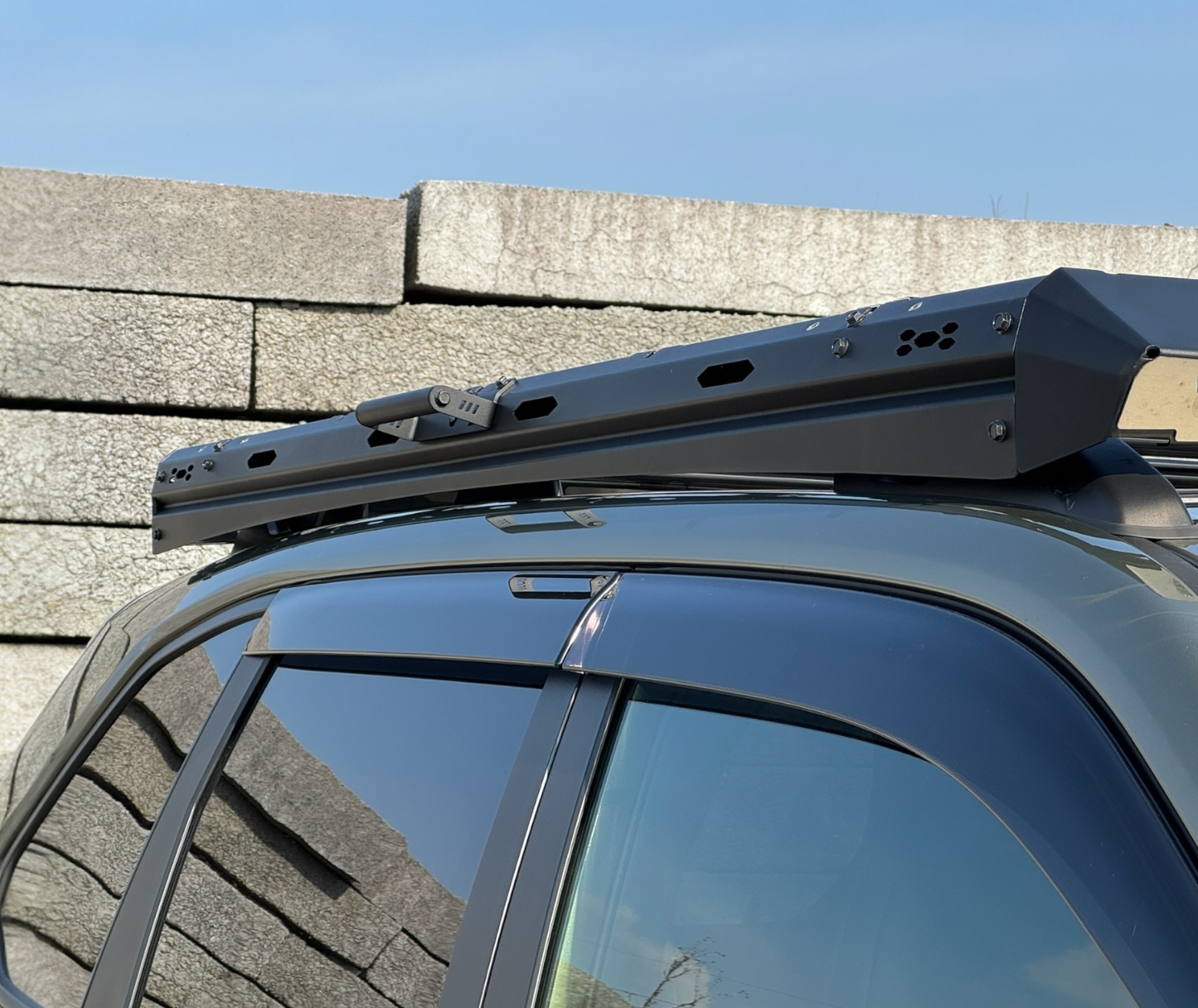 SL系フォレスタールーフラック用サイドハンドル