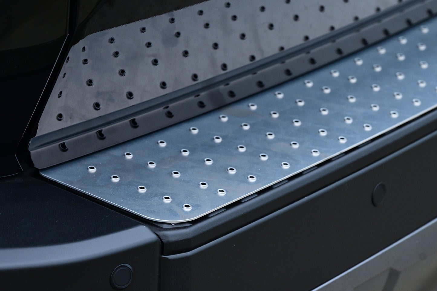 LC250 リアパネル